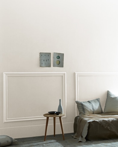 Painted wall with Calm OC-22